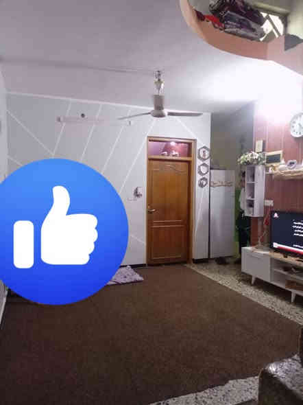 السلام عليكم دار للبيع طابو ملك صرف المساحه 106يتكون من طابقين الطابق الاول جاهز والثاني هيكل العنوان سكينه شارع لحوم المياحي السعر 175 الاستفسار علئ الرقم ***********
