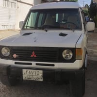 باجيرو • 1990 • اوتوماتيك 3000