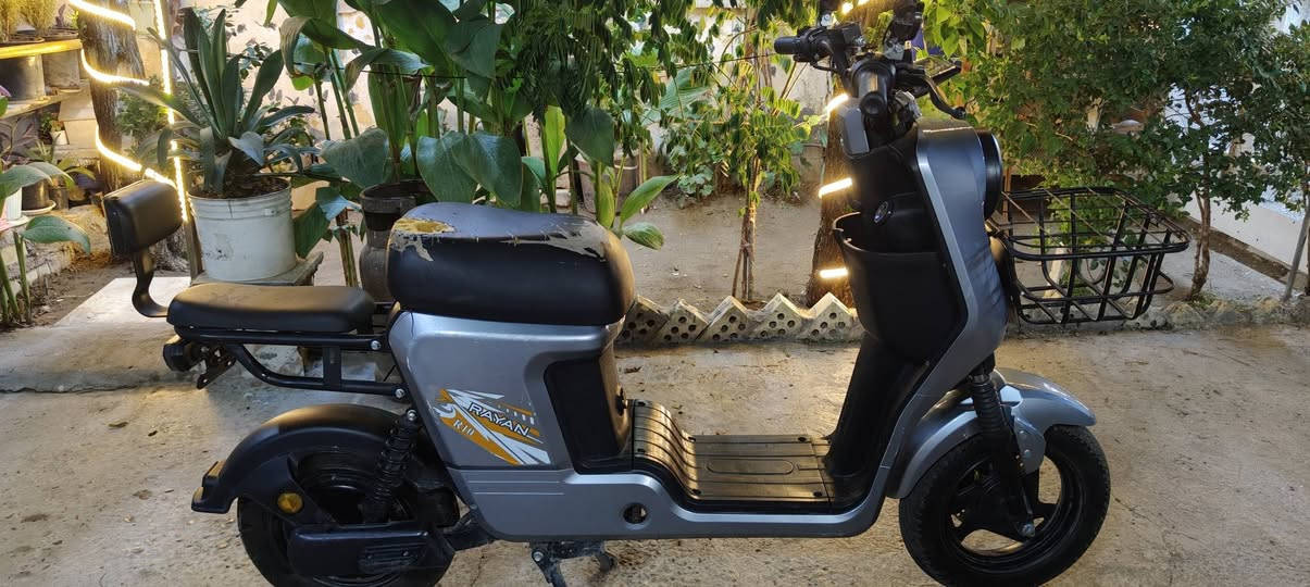 السلام عليكم 
دراجة شحن للبيع R10 
نضان رجوع خلف R
ملف 1200
قفل استيرن
سوچين وبصمتين
دراجه نضيفه
سعر 425
مكاني بغداد حي العامل
***********
