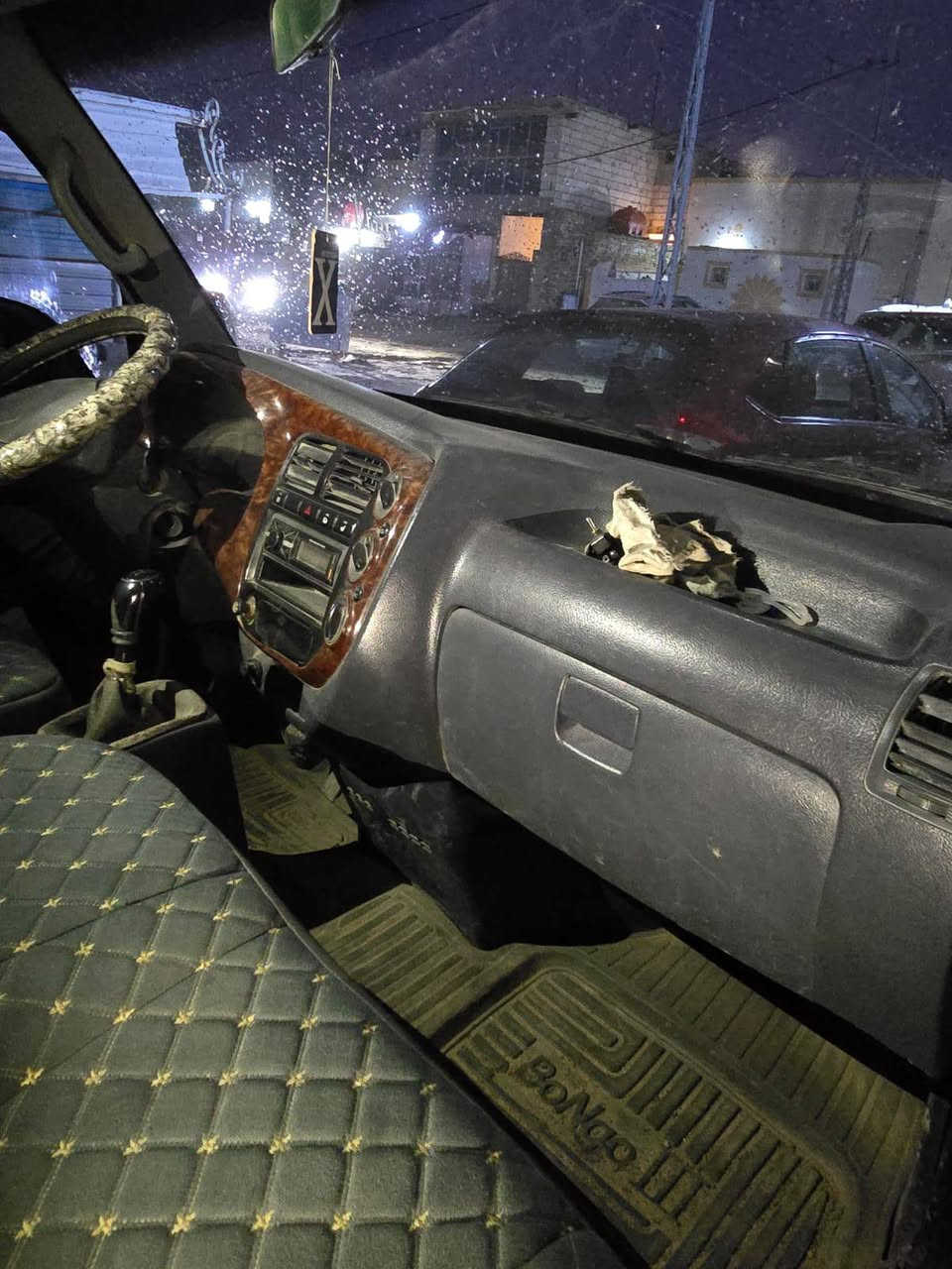 سلام عليكم 
سيارة كيا دبل قماره مسكر موديل 2009 رقم بابل دولي مكان نجف خان النص سعر 110 وبي مجال 
رقم الهاتف ‏‪0780 818 3322‬‏
