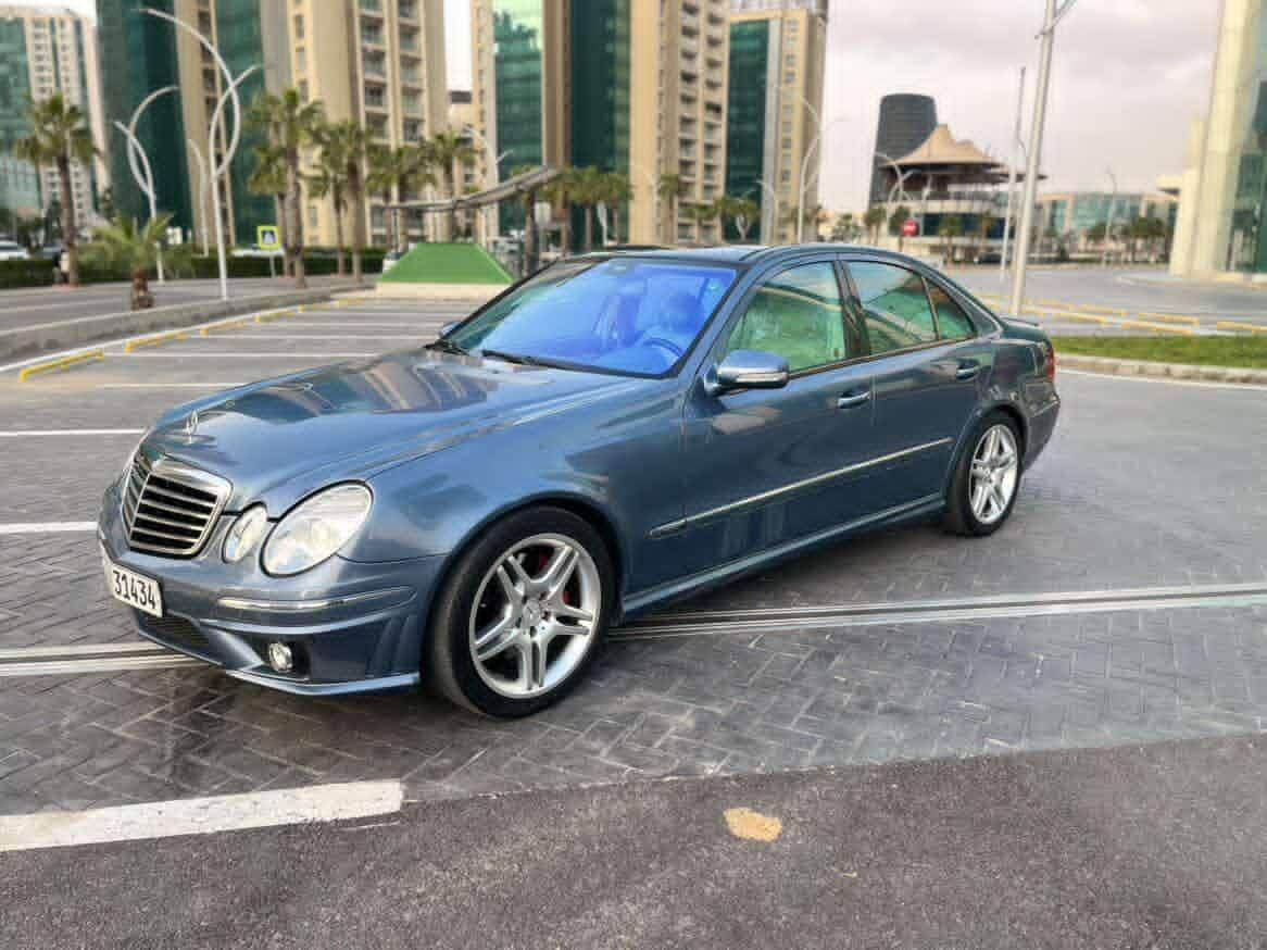 Mercedes-Benz E320 AMG AFNJARD 2004 ***********
للبيع فقط مرسيدس E320
موديل 2004 رقم سليمانية
فول مواصفات وارد خليجي

تفاصيل
1-بصمه
2-محرك 6 سلندر
3- تبريد ثلاث قطع
4- كروز سرعه
5- مرايه داخليه + جانبه عاكسه
6- تحكم ستيرن كهرباء
7- شاشه بلوتوث يوتيوب
8- فحت سقف بانوراما
9- مري شفط
10- كشنات كهرباء +خزن ذاكره
11-اناره ترحيب
12- كامره خلفيه
13- برده كهربائيه
14- سستم صوت دمام خلفي
15- صدر امامي خلفي جديد
16- كشنات هيتر
17- تدفئه
18- تبريد خلفي
19- تحكم ستيرن
20- انظمه قياده C-S
21- صاج ملكي جلد 
22- داخل ملكي صحراوي
23- لايت عدسه زنون
24- كير ومحرك جديد
25- حساس خلفي امامي
26-ويل AMG سبورت بلدي

سعرها 140 وبيها مجال

السياره بيها ثلاث قطع فقط 
بدون دواخل ومعجون رش فقط
السياره كفاله عام من كير ومحرك
وحدادي كهربائية كل جديده وجاهزه
الحمدلله ربع مابيها مصرف 
مكان السياره اربيل 
 
***********
