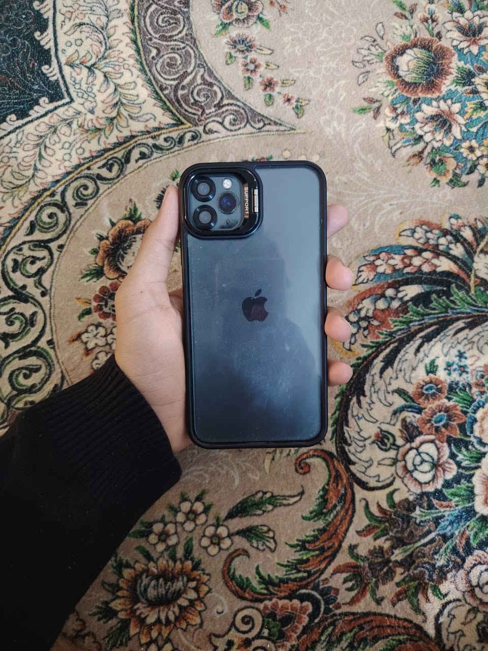اسلام اعليكم 
ايفون 11 برو ماكس مبدل شاشه وبطاريه  ذاكره 256 بطاريه  100   شاشه 3 خطوط اصليه مع 
الضمان 
الرقم ***********فقط واتساب  
السعر 250 وبي مجال حك الجيه 
📍قرب بسمايه
