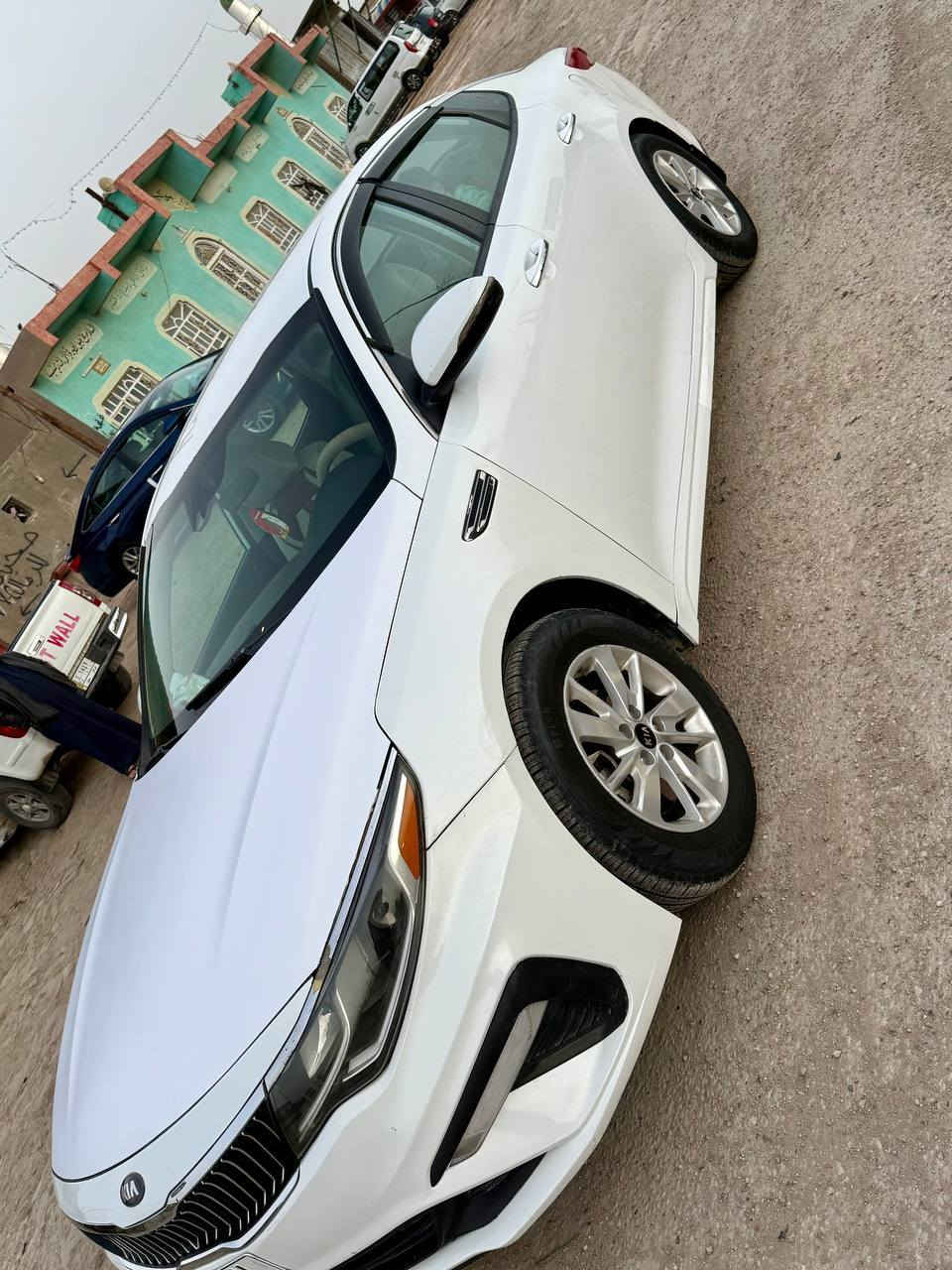 اوبتما موديل 2019 امريكي بيه بنيد وجاملغ بدون دواخل رقم بغداد باسمي تحويل مباشر وبيه طخه بسيطه يم قبق البانزين ورش الجاملغ الخلفي  سعر 135 المكان الديوانيه/ البدير 
***********
