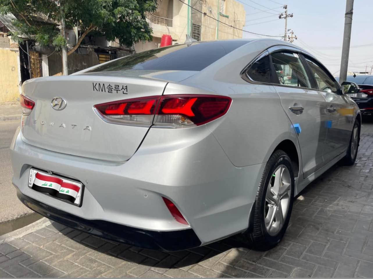 سلام عليكم 
سوناتا مديل 2021 رقم اربيل دولي تحويل او وكاله بسم شركه 
سياره كفاله عامه من صبغ وضربه وكلشي من زلغ كفاله 
فول فول سياره  تخم تاير نتاج 25 
بصمه تشغيل 
سايد بريك بصمه ويل 17خمسه ويل 
توقف ذاتي 
تحديد مسار
مرايه شفط شاره بل مرايه مع رادار جانبي 
شاشا بلاد مع كامره  
كشنات كهربائهه مع تدفهه وتبريد كشنات 
هواي مصفات بيهه 
سعرها 183 
عنوان البصره حي المهندسين 
تصال *********** الزبير, البصرة
