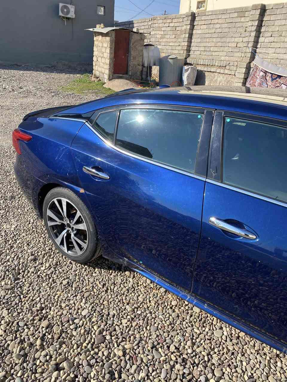 السلام عليكم نيسان مكسيما 2017 رقم اربيل تحويل وغرامة بشرط محرك شرط تدفئة تبريد شرط كيرها يخربط مرات سيارة تمشي ماشية 140 الف كيلو  ***********
