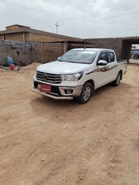 هايلكس • ٢٠١٦ • رقم بغداد