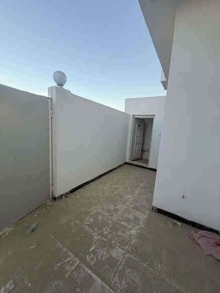 السلام عليكم..

بيت للبيع طابو زراعي سند ٢٥ ✅
مداور بأسم المشتري
العنوان : عرصات حيدر الحاج هندي حولي الخصيمة قرب التربية الجديدة.
المساحة 140 متر 🔍
يحتوي على غرفتين وصاله ومطبخ وصحيات داخلية وخارجية 🏡
البناء حديث غير مسكون كونكريت مسلح الأرضية والسقف

للاستفسار أكثر الاتصال على الرقم
*********** واتساب
