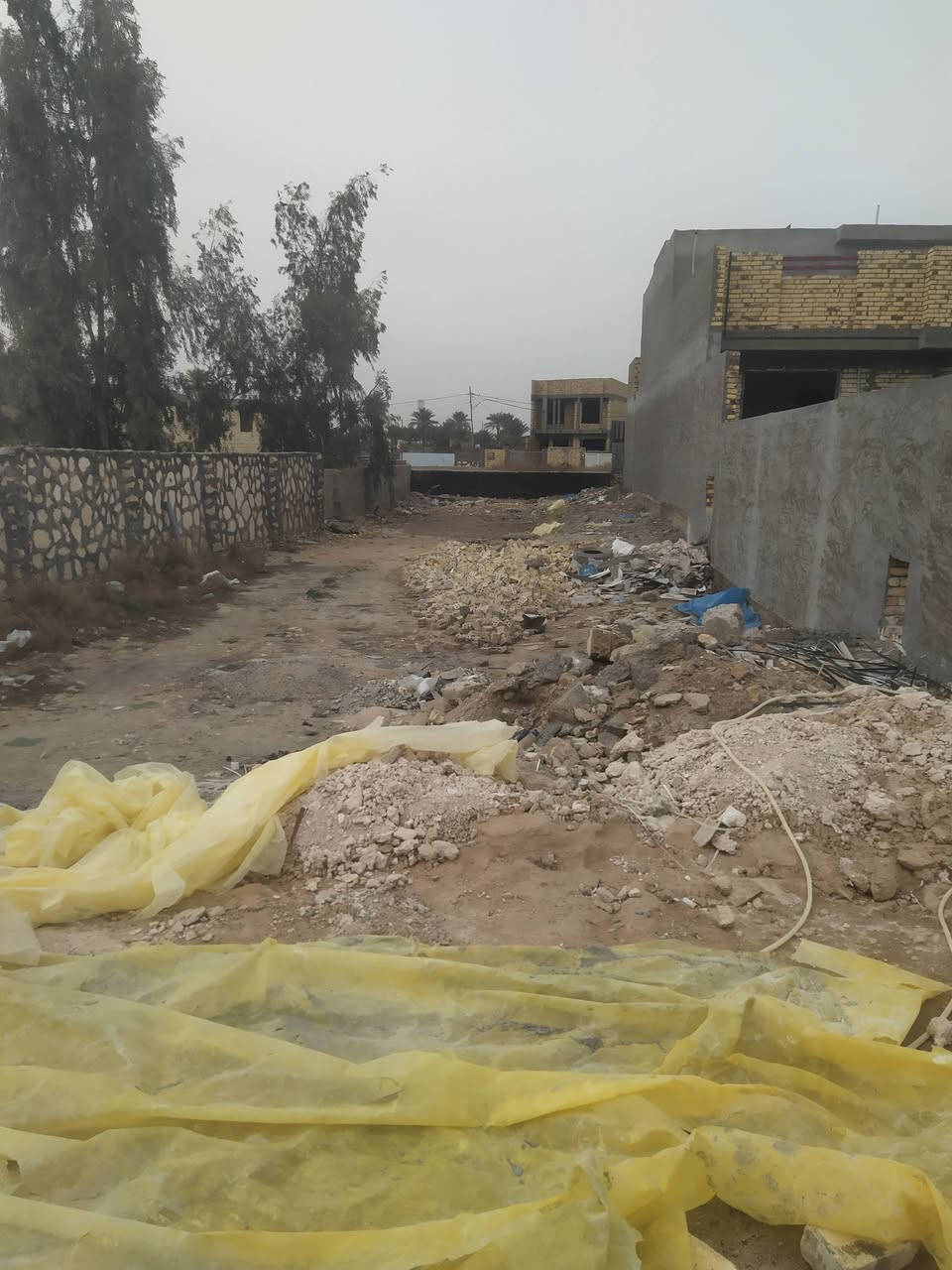 سلام عليكم
قطعه للبيع طابو سند ٢٥ المساحه ٣٩٠
الواجهيه ١١
نزال ٢٩ 
عرض الشارع ١٤ متر ماء كهرباء 
طريقه حله ديوانية مجاور معمل غاز الحله تبعد عن الشارع العام ٥٠٠ متر 
***********
