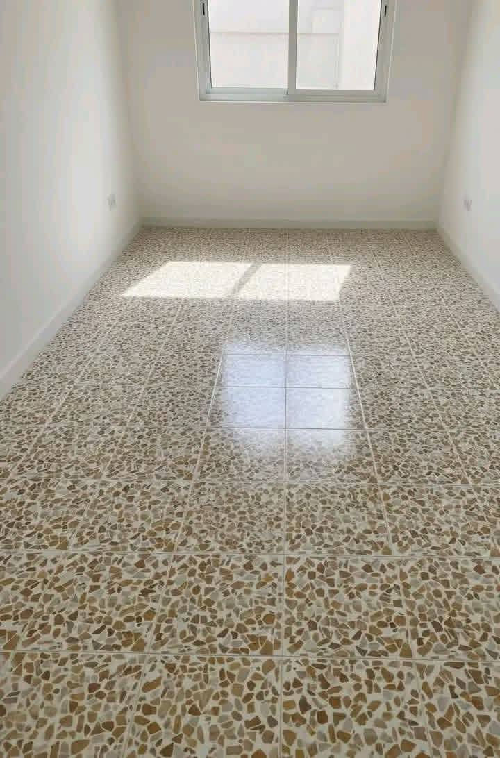 السلام عليكم يابه هيج أسعار متلكة لو تفر العراق كله متوفر كادر سراميك وبورسلين ومرمر وكاشي تطبيق وجهيات  +كادر لبخ اسمنت ناعم وخشن تصفير مصاطر وجراره جص وبورك اسعار مناسبه والتزام في العمل مستعدون لعمل كافة المنازل في النجف فقط /
اسعار لبخ 
1سعر المتر السمنت3000الف
2جص وبورك سعر7000الف
3بورك فقط سعر 2000الف
         اسعار سيراميك 
4 سيراميك جداري سعر6000الف
5سعر شغل ارضي 5000الف
الاستفسار رقم الهاتف *********** 
***********
