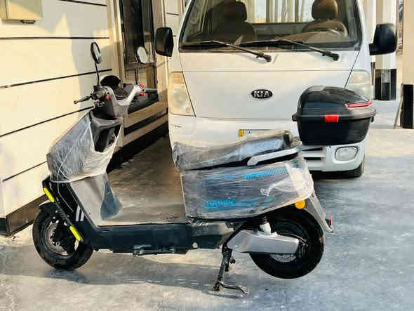 دراجه شحن مكفوله سرعه 60 ماصارله شهرين من اشتريته جديده بالجيس مكفوله على كل عيبه السعر 750 قفل 
‭٠٧٥٠ ٠٢٦ ٩٤٥٨‬
