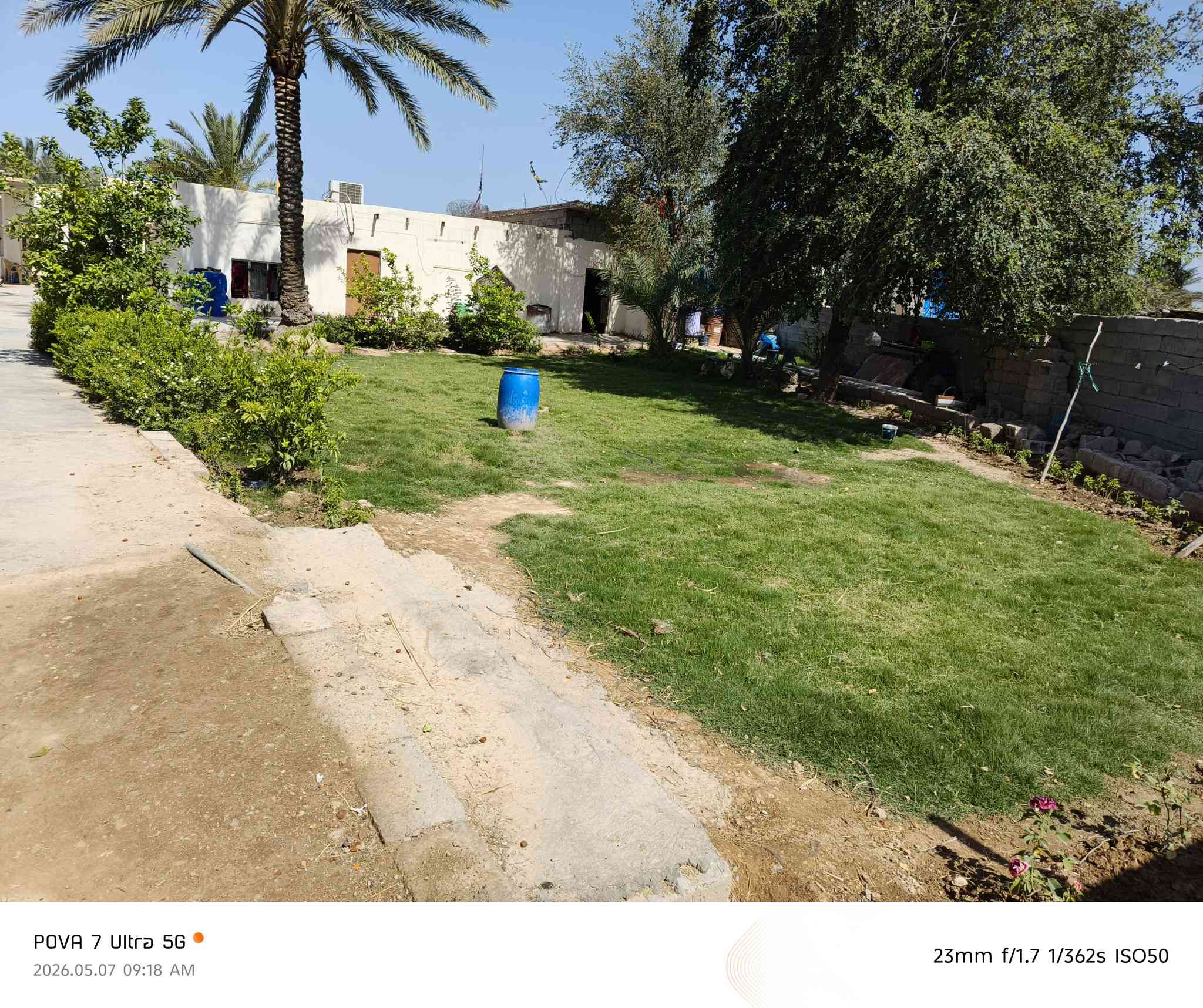 السلام عليكم ورحمة الله وبركاته
بيت للبيع المساحة من 800الى1000 تقريباً بيت زراعي يحتوي ع واجهيتين واجهه ع الشارع وواجهه ع الزرع مع كافة الخدمات المكان الصويرة قرية البغدادية . للاستفسار أكثر خاص أو الاتصال ع الرقم التالي :((***********))
