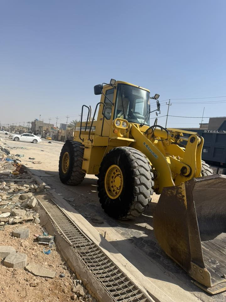 سلام عليكم سفل كاوسكي البيع موديل2003 مكينه كير مكفوله قطرت صبع مابيه مكان الدوانيه استفسار اتصل علي رقم ***********
