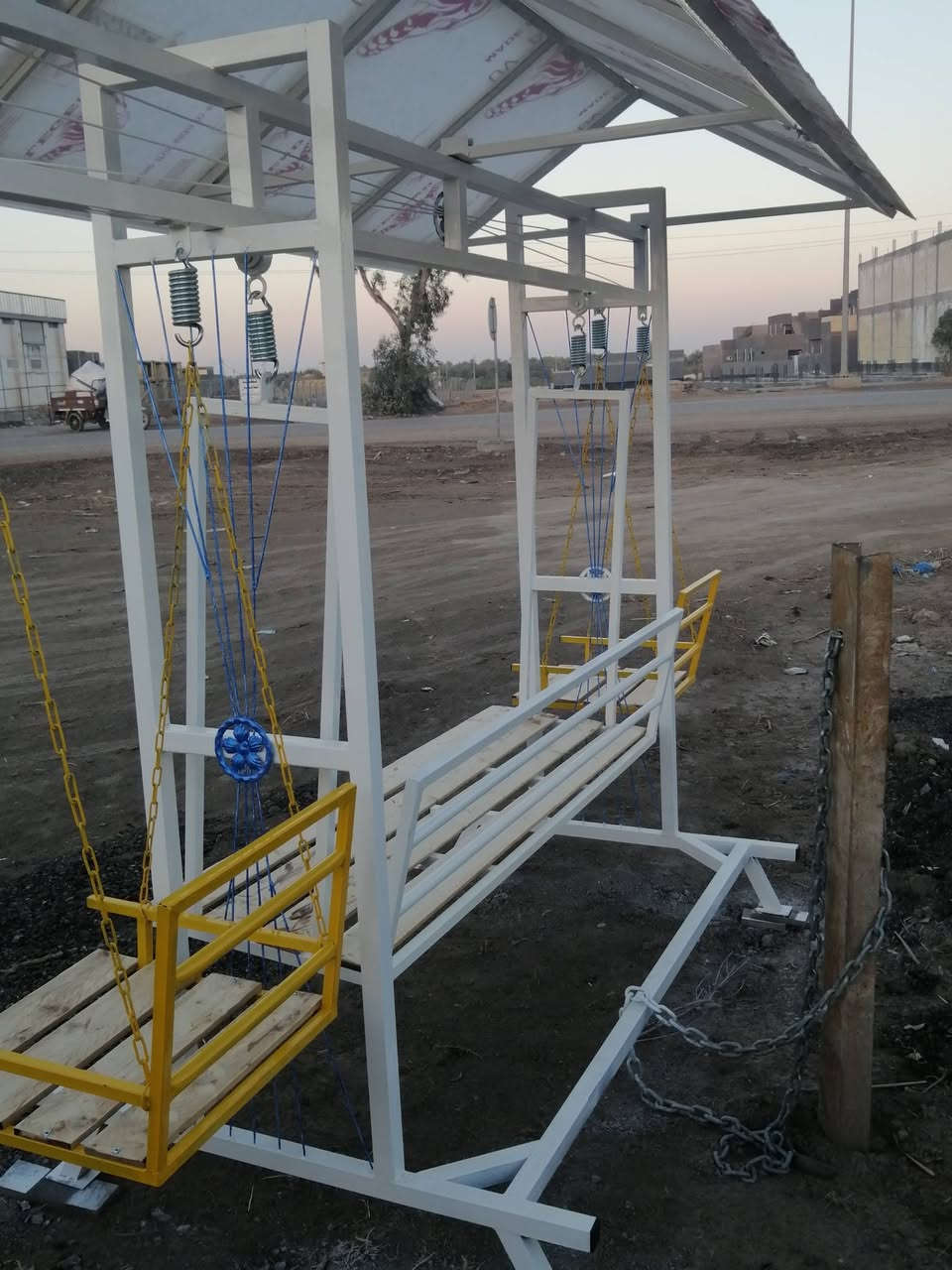 السلام عليكم مرجوحه جديد غير مستعمل شغل درجة أولى حديد ٢ ملم طول 3متر سعر 350 مكان بابل المحاويل للإستفسار ***********
