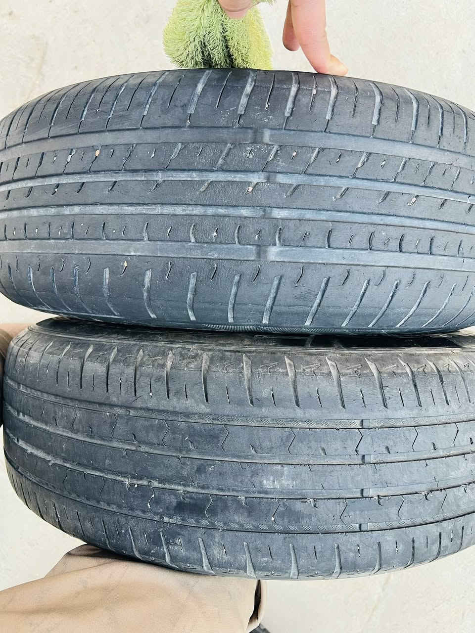 ***********
تخم تاير و ويل حجم 15 نص عمر للبيع انتاج 24 
140 وبيهن مجال / بغداد
