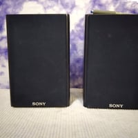 سماعات ماركة SONY صناعة يابانية اصلية صوت صافي ونقي   السعر 25  الف 07...