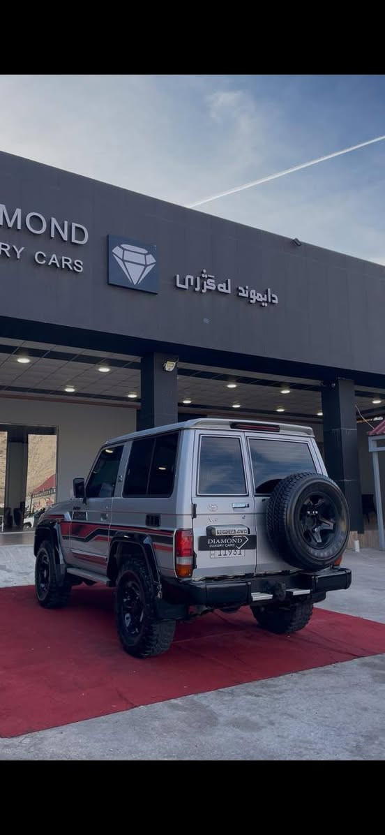 ميكزمين ٢٠١٣ كلين فول فول *********** 120km حقيقي سعر ٢٦٧ و مجال
