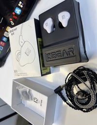 سماعات • متوفر