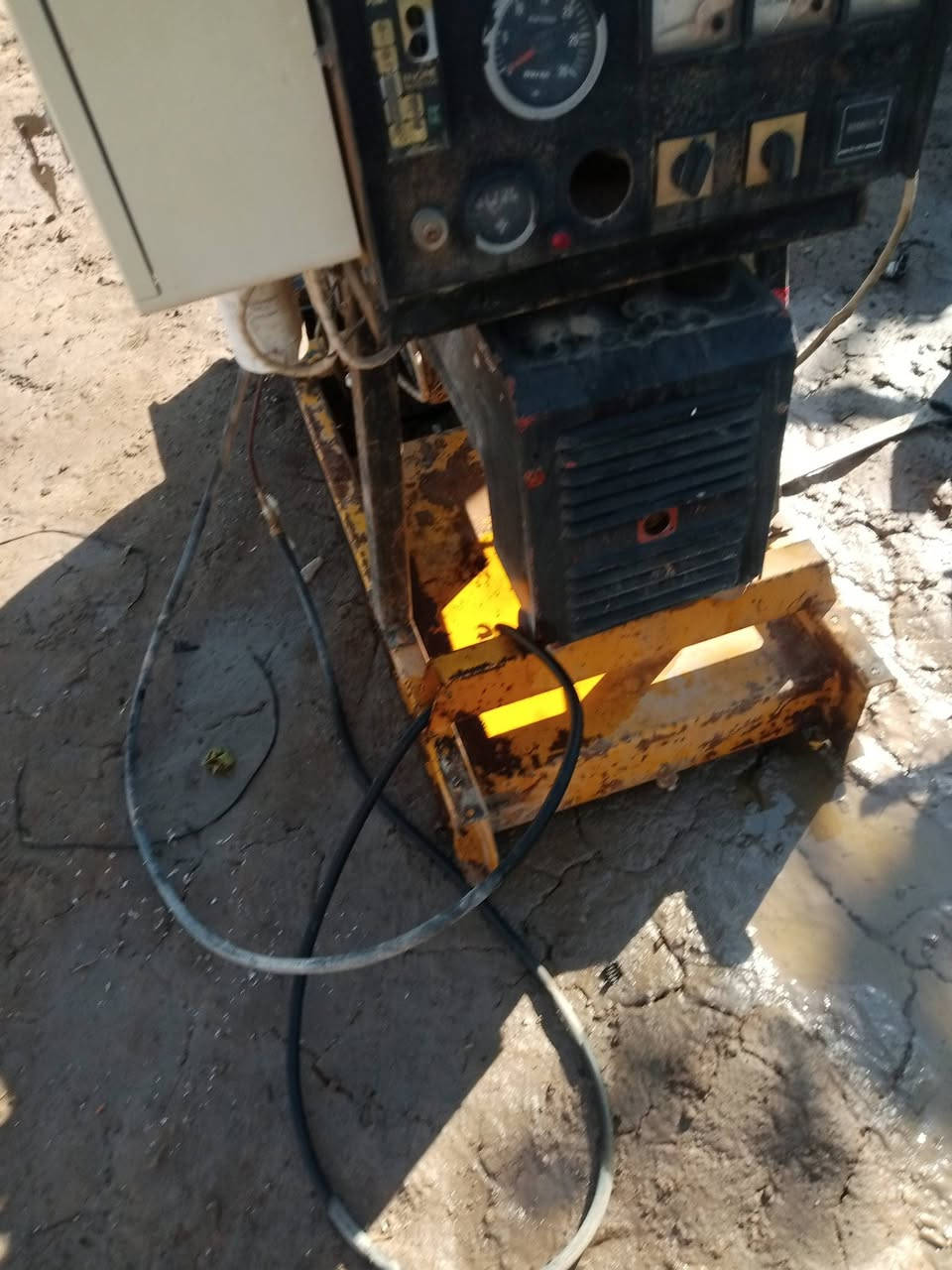 دويز ايطالي بستمين بشرط12كيفي ديالى سعر مليون و خمسميه تواصل ***********
