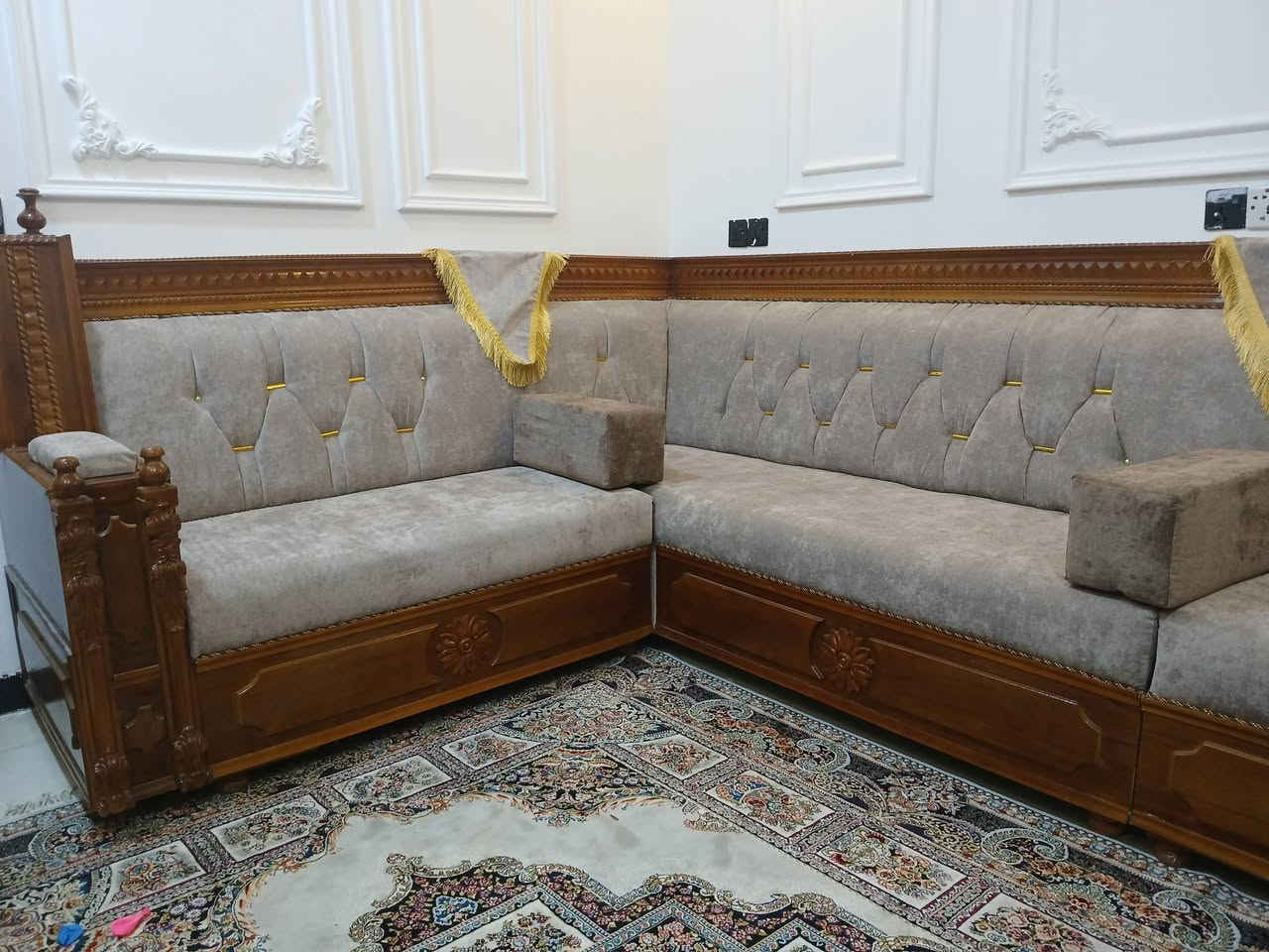 ديوان ١٠ مقاعد جديد للبيع


**إذا كنت صاحب هذا الإعلان وتريد حذفه لأي سبب، رجاءا أرسل رسالة إلى الدعم الفني**