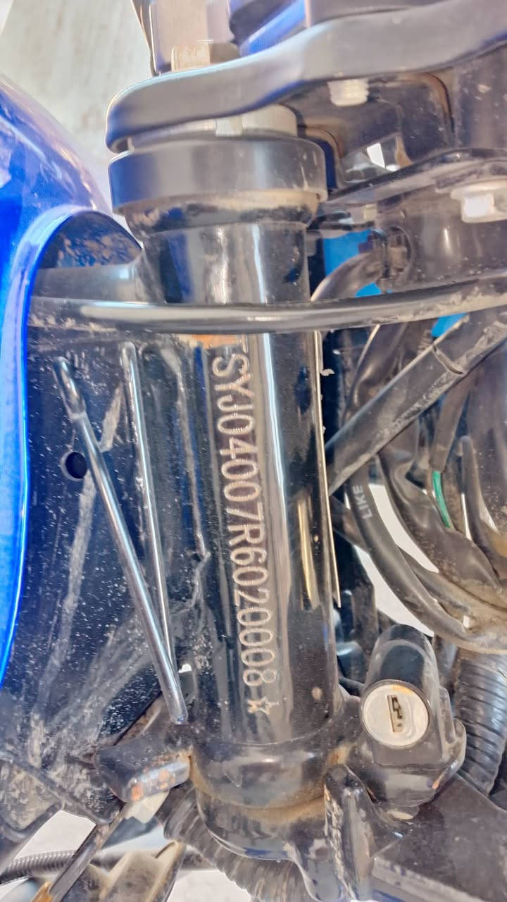 دراجه خمسه كير اول ليجوه وباقي انمر ليفوك دراجه برغي مفتوح بيه جديده بس ما اعرف اسمه حته بلكفاح معروفه بس كالو هاي لا هندي ولا ايراني ولا صيني يمكن كوري رقم اربيل موديل 2024بسم صديقي وسنويه 2029 ياله تصقط اسعر 2800000 بيه مجال حك اجيه مكاني بغداد الحبيبيه خلف مطعم وليد ابو لكص ارقم *********** بي وات
