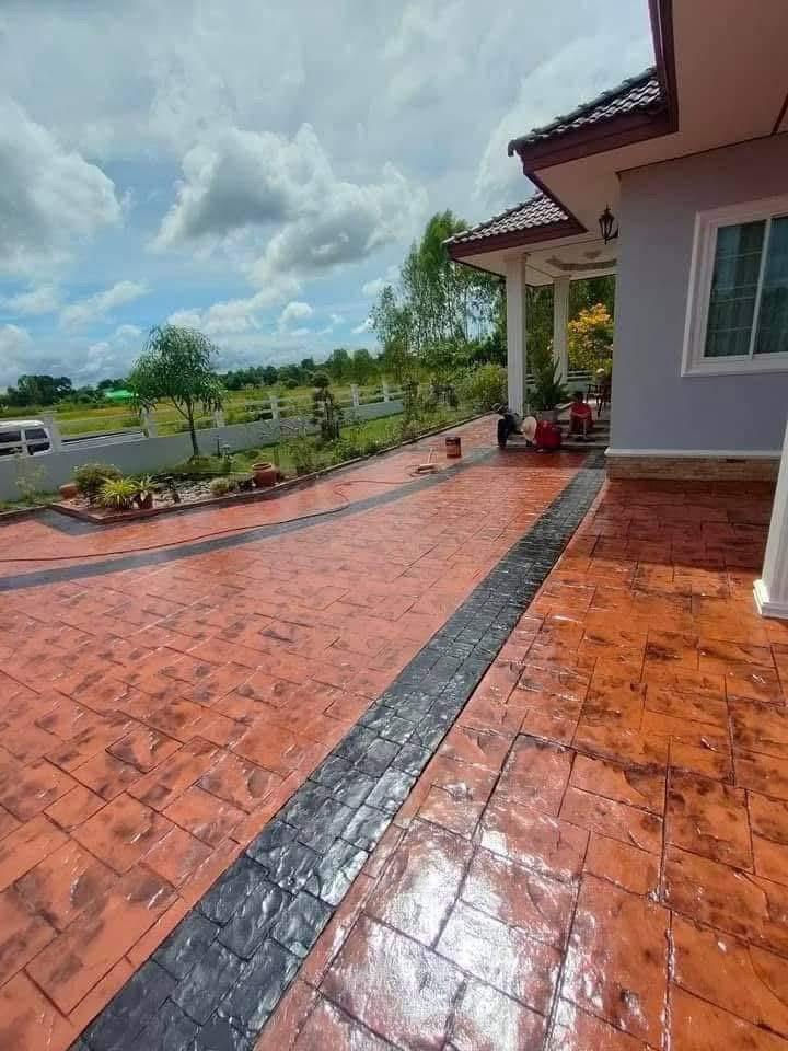 شركة الصادق 
نموذج من اعمالنا ستامب كونكريت
كونكريت ملون مطبوع  أجمل طريقة لتأهيل 
ساحات المنازل والفلل والمنتجعات السياحية والمساحات الحرة  وهو الاقوى لتحمل ضغط السيارات وعوامل الجو،،،،،، 
✅تفاصيل العمل 
1نايلون+Brc
2 كونكريت 10سنتيم c30 قابل لزيادة
3المواد المستخدمة بالعمل Dcb
4قص جويانات لمنع كونكريت من التفطير
5غسل وتنضيف الرضية  
6السلر او الايبوكسي المرحلة النهائية لتثبيت اللون والمعان وحماية
✅يمكنك تقديم نموذج معين الجميع اللوان والنقشات مجانأ
نغطي كافة المحافظات #بغداد 
المنظر العصري للبيت اجمل  طابع عصري يتلائم مع الحداثة
#اسعار خاصه للمشاريع والاسكانات والاماكن التابعة لأمانة بغداد 
مواقعنا بتشهد بنظافة عملنا 
#اللأستفسار  اتصل على 
*********** واتساب
