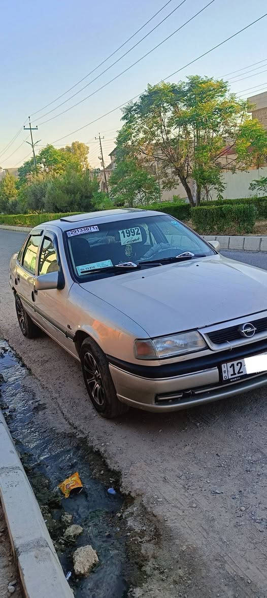 السلام عليكم موجود فكترا موديل 92 رقم نينوى مسطره موجوده بقضاء الشيخان  السعر 48 شرط التحويل كربون بنزين جديد *********** حجم 20
