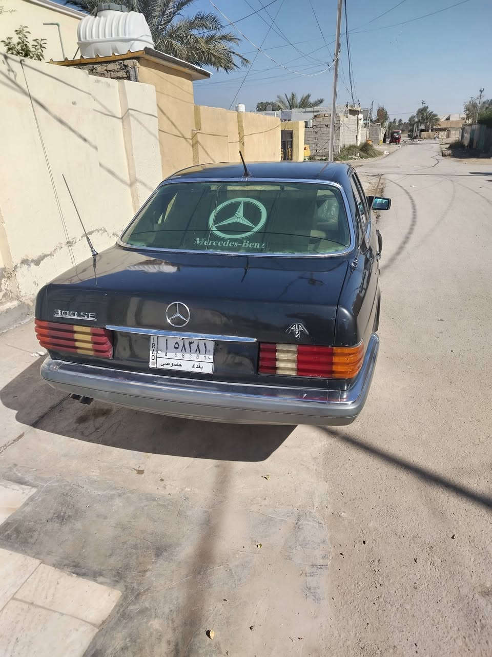 مارسدس رئاسي موديل ٨٣ السعر ٥٠ وبيهه مجال رقم بغداد مشروع وطني العنوان ديالى بعقوبة وهذا رقمي    ***********
