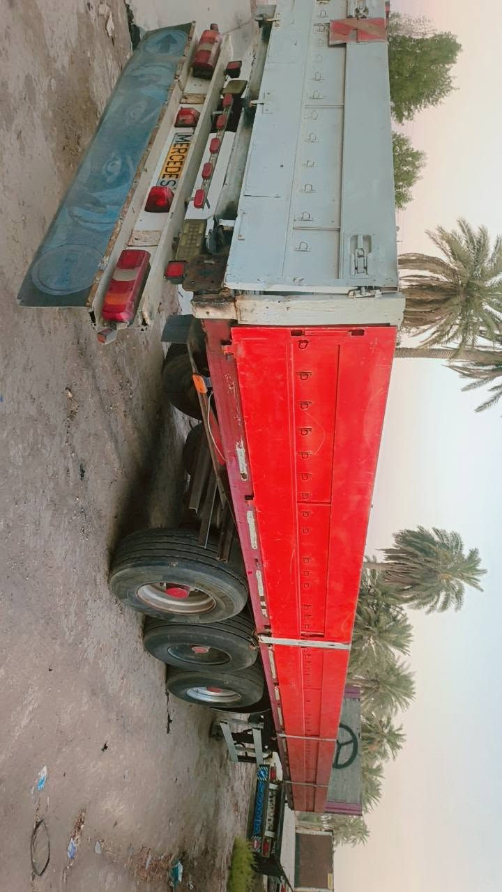سلام عليكم عربانه اوربيه نص جناب ساف بنز سعر ٤٢بيهة مجال ***********
