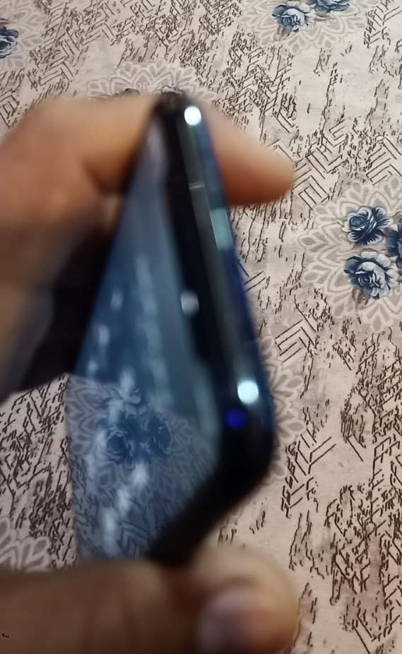 ايفون 11 برو
ذاكره 256
بطاريه 85‎%‎
نضيف كلش فقط الفيس ايدي ميشتغل .
نموذج m
مشترينه جديد بس الكارتونه مالته ماموجوده 
السعر 300 قفل
***********
كربلاء
