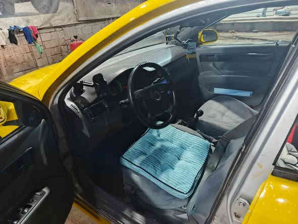 سلام عليكم اوبترا 2005خليجي سعر 48كير والمكينه مكفولات مكاني الدوره ابو شير  ***********
