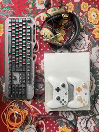 اكس بوكس وان • يدين اصليتين • كيم باس