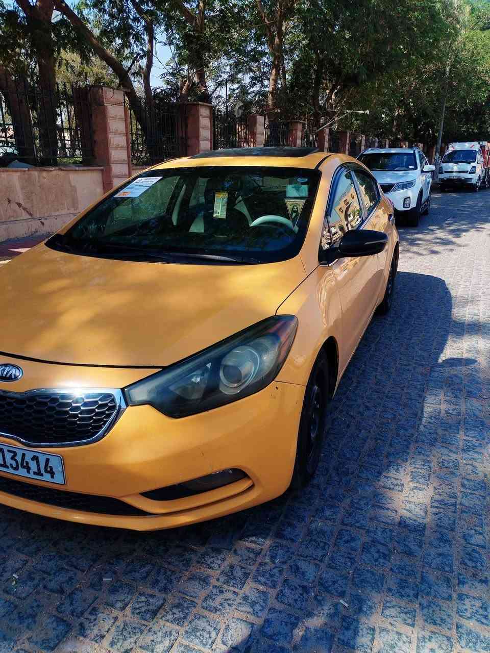 للبيع... او مراوس بخصوصي
.....
فورتي 2014 فول LMETED
وارد امريكي حادثهه جاملغ ايمن وخشم البنيد
لونها الاصلي اسود 
.....
المواصفات..

بصمه بوب
بصمه جنطه
بصمه تشغيل
كشنات كهربائي
تدفئه تبريد كشنات خلفي امامي
فتحه سقف بنوراما
محرك 2000
الكير ايت تي
تخم تاير جواهه
بلك جديد
نوزل جديد
جويتر جديد
فيت بم اصلي شركه
ارضيه سياره جديده وممتازه
كهربائيات جاهزه
سياره خير من رب العالمين
...
ملاحضه السياره مبدل المنضومه التبريد جديده
واكف عندي الكمبريسر وعندي وصل مال تبديل الفريز قبل 10 ايام وبدلت بخاخ تريد تبدل كمبريسر جديد تريد مال قطع هاذ بقت يم اليشتري 
...
سياره جاهزه كبل للشارع شوفت عينك
..
... ملاحضه تره الاصفره كله لازم يكون بي طخه لو رصعه زغيره مو تجي وتلكالك رصعه وحده بل دعاميه تكلي ما كتلي تره رصعه بكل سياره موجوده وهوه هاذ الاصفر والتكسي من اكلك رصعه يجوز تلكه وحده لو ما تلكه بس مقصد كلام نشالله فهمت...
الاستفسار الاتصال على الرقم هذا
السياره بسمي السعرر 90 وبيهه مجال للجنايه
***********
