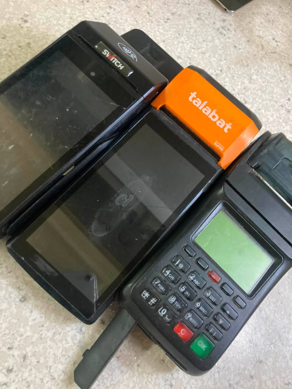 اجهزه تطبيقات فحم قديمات عندي اكو بي نقص بطاريه والثاني كاملات ابيعهن طافي خلي سعرك واتساب ***********
يوجد توصيل
