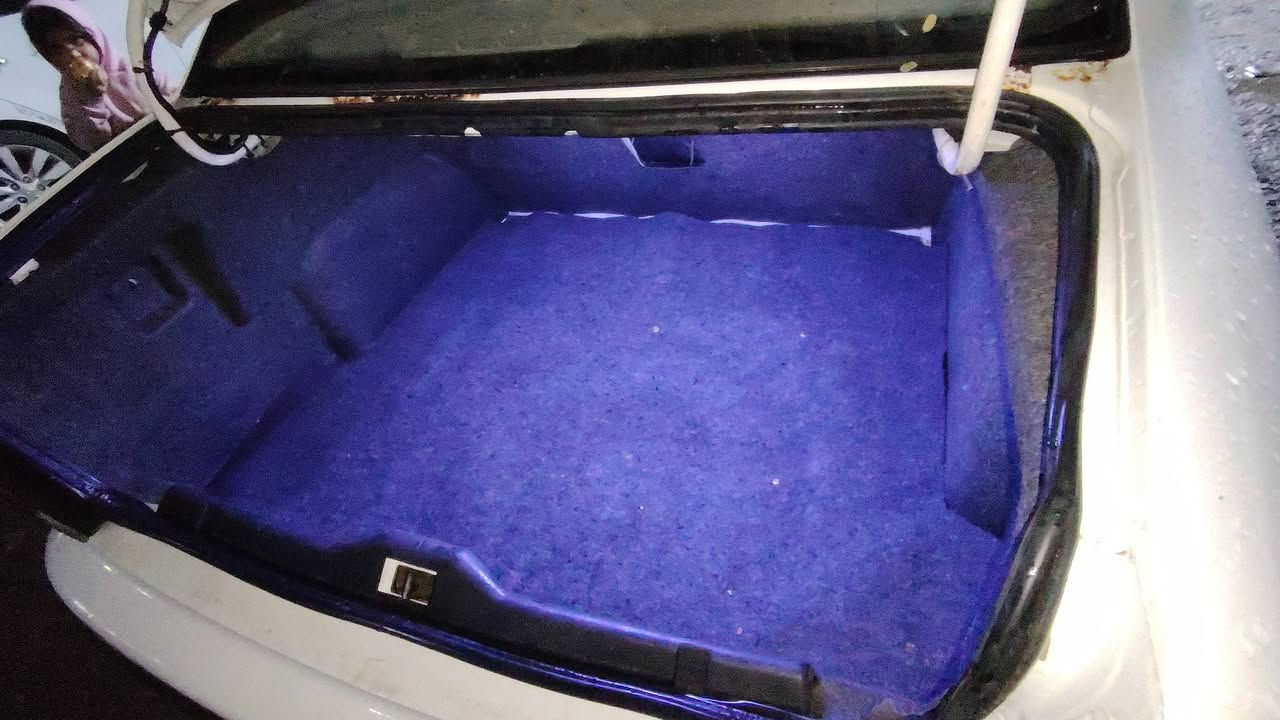 للبيع سياره  سمد مقفوله كفاله عامه
سعر 42 بيه مجال
