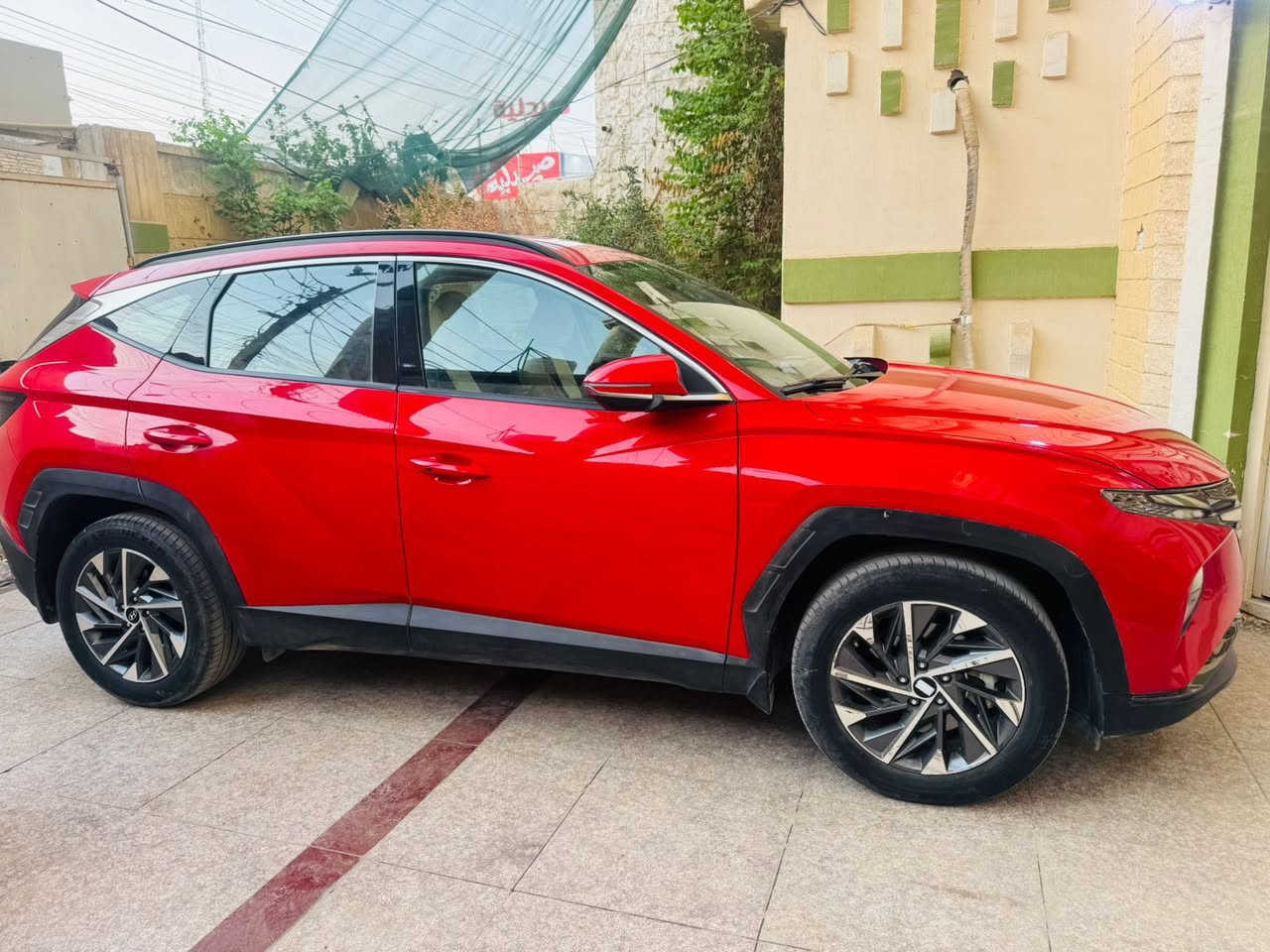 ‎ : هونداي توسان (خليجي)
‎الموديل :2024 

‎المحرك : 2000 دوش 

‎الرقم : أربيل

‎عداد المسافة ٣٥ الف كيلو  

 ‎السياره : ضربة بسيطة ضربتها چاملغ وباب خلفي

‎المواصفات : فول 1/1 عدا البنوراما 

‎(شاشة دجتل +شاحن وايرليست + بصمه + شاشة + تحكمات+ اشاير بلمري+ اشارة ترحيب + 3 انظمه قياده + اوتوهولد + لدات نهاريه + حساسات + سايد بريك دكمة + مري شفط

السعر ٢١٠

*********** )
