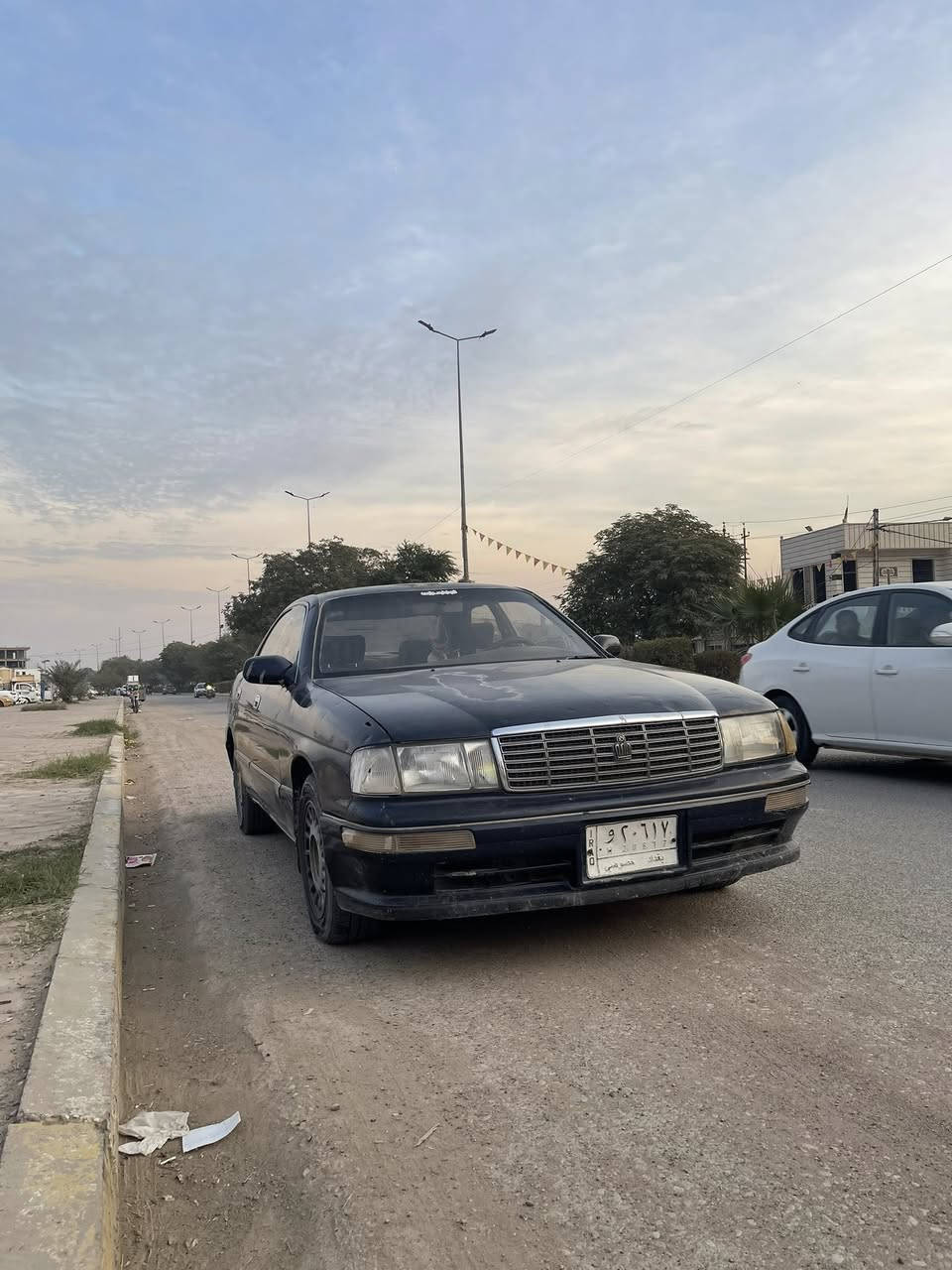 السلام عليكم كراون بطة منفصل موديل 94 للبيع 
محرك جديد صارله اسبوعين من شديته وكير كهربائي قبل 3 اشهر شاده  كير ومحرك مكفولات 
رقم بغداد سنوية 2027 تحويل ثاني يوم
يحتاجلها شوية ترتيبات 
العنوان واسط العزيزية 
السعر 38 ورقه وبيها مجال 
واتساب ***********
اتصال ***********
