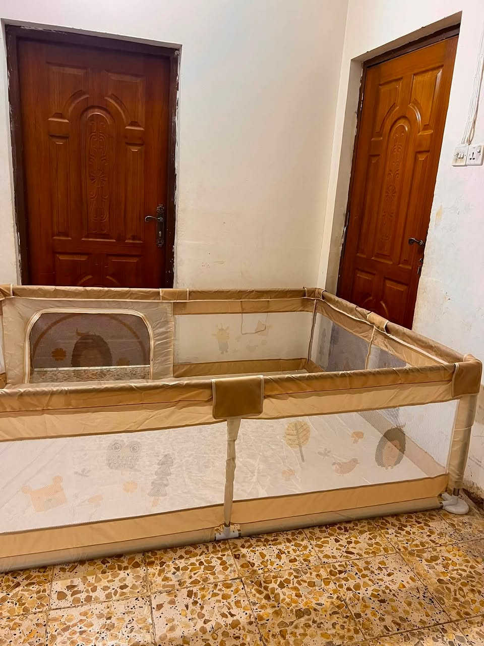بيت اطفال العرض متر ونص  وارتفاع مترتين سعره ٢٥ الف


**إذا كنت صاحب هذا الإعلان وتريد حذفه لأي سبب، رجاءا أرسل رسالة إلى الدعم الفني**