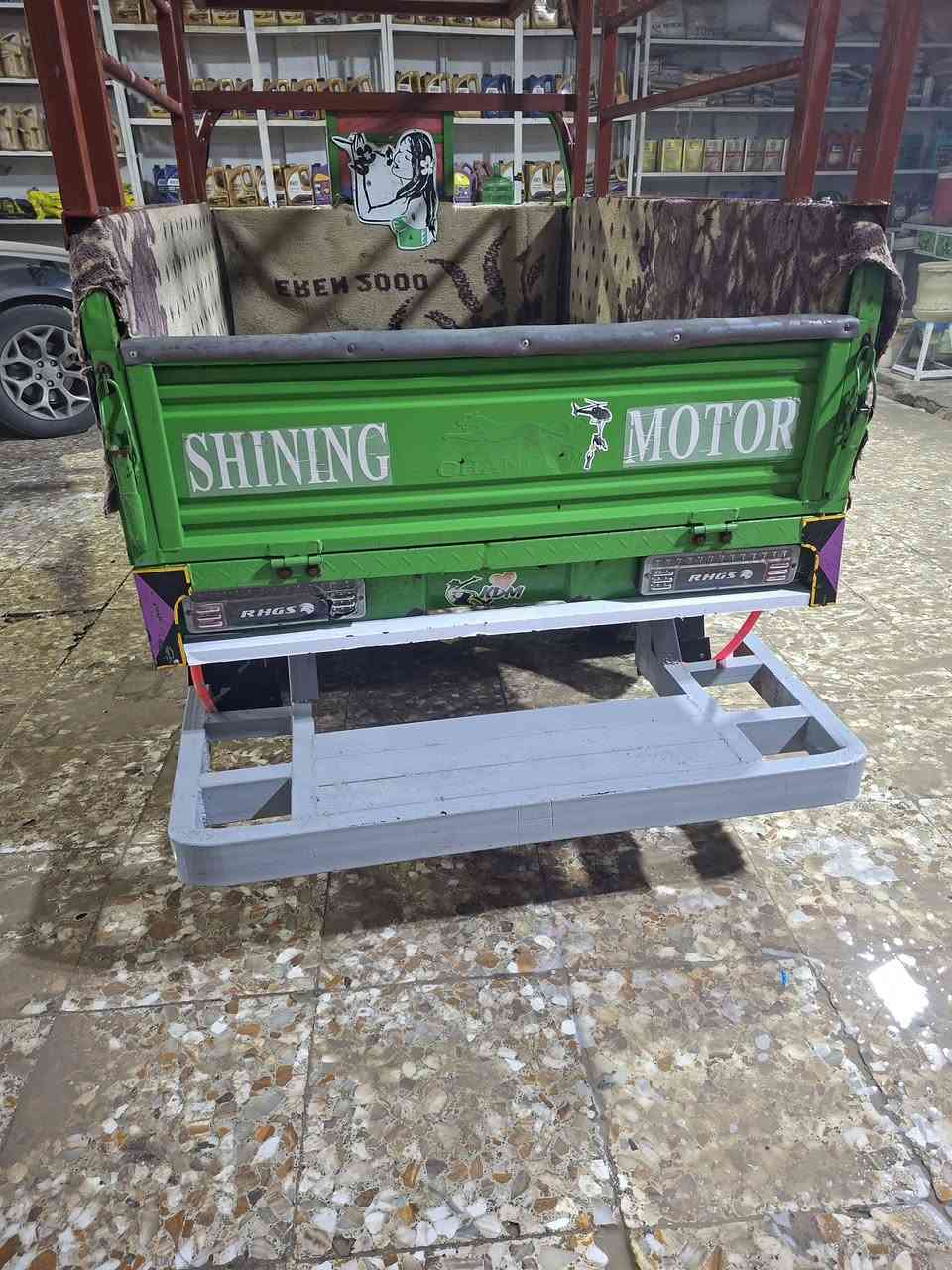 السلام عليكم ستوت للبيع موديل 22 جاهزه حله الثوره بدون المحجر والدعاميه ***********
