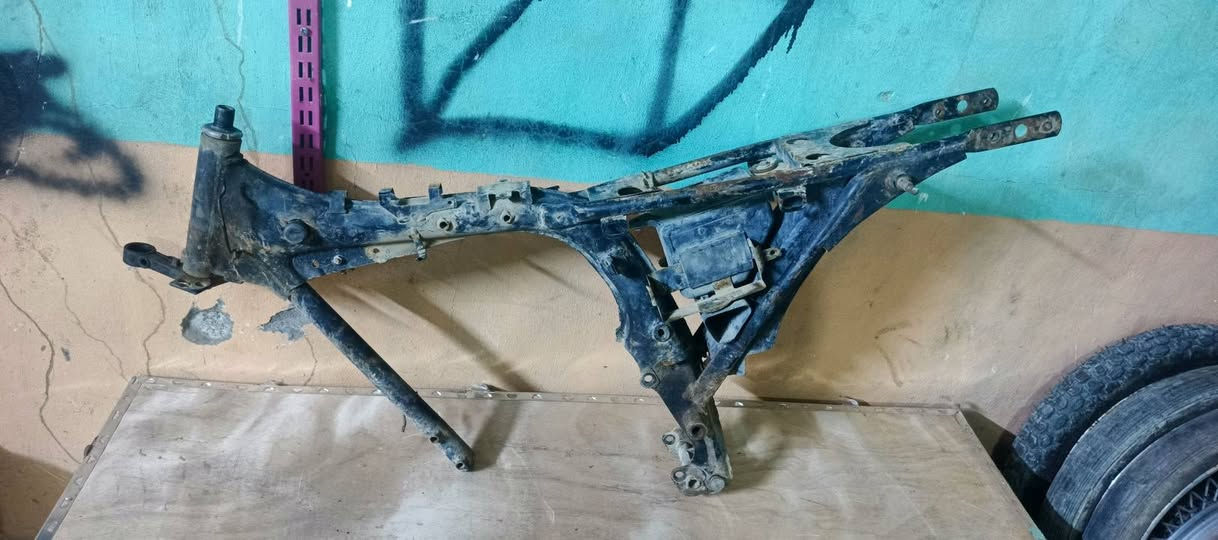 غراض تفصيخ كلشي وسعره
محرك ٧٥ شغال بس نمره ٣ خارطه 

متواجد خاص 
*********** واتساب
