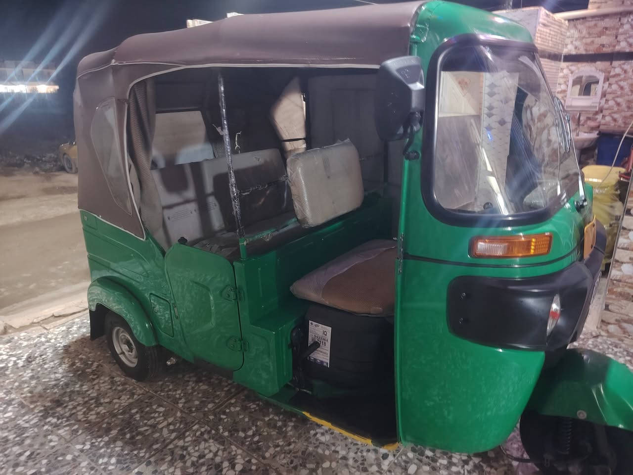 سلام عليكم تكتك للبيع 22 شهر 11 تكتك كفاله من كلشي رقم وسنويه بسمي تكتك مال جناي المكان بغداد جسر دياله الجديد السعر 9800 وبيهه مجال *********** وبلعافيه علياخذهه
