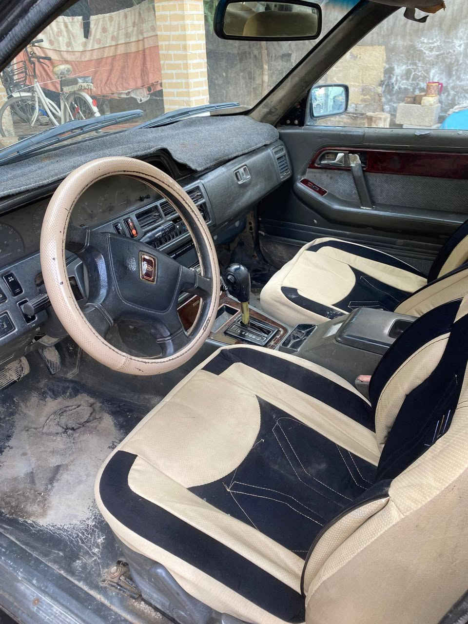 يالله كيا بؤنتيشه مؤديل94
رقم ديالى  مكينه كير مكفؤلات بلادي مسكر سياره صدرها 90بلميه جديد  سياره تخم تاير جديد سنؤيه بااسمي تحويل مباشر سياره شرط كلشي كدامك  معروضه يمي 25بيها مجال حك جيتك لاستفسار اكثر ***********
مكانه ديالئ خالص هبهب
ملاحظه سياره معروضه يمي
