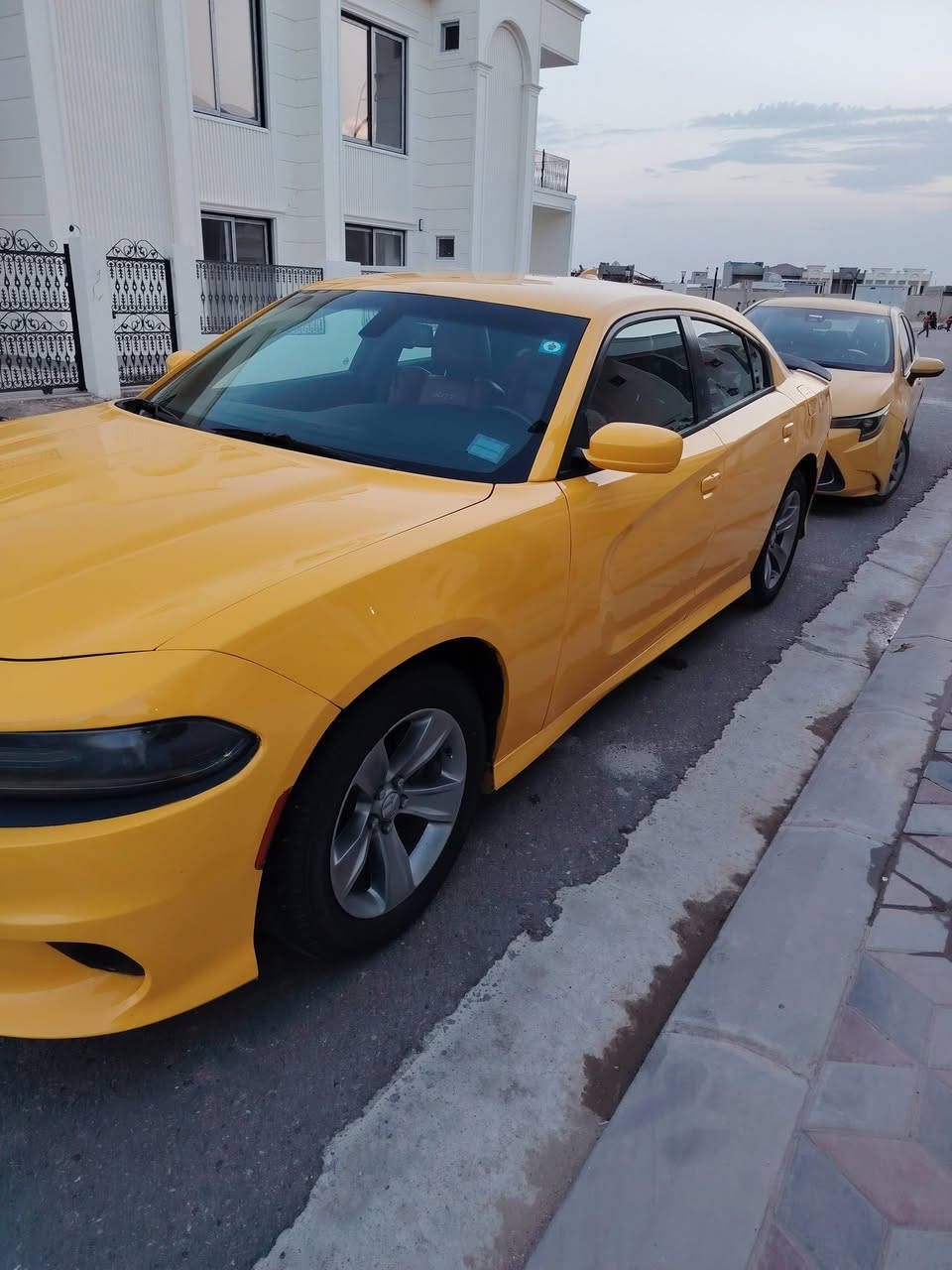 السلام عليكم
جارجر للبيع نوع جي تي
موديل 2019
خطها كركوك بغداد
ضرر جاملغ امامي وخلفي
مكانها كركوك
سعر 210 قابل للتفاوض
***********
