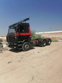 سكانيا • شاحنة • لوري • سيارة حمل • للبيع