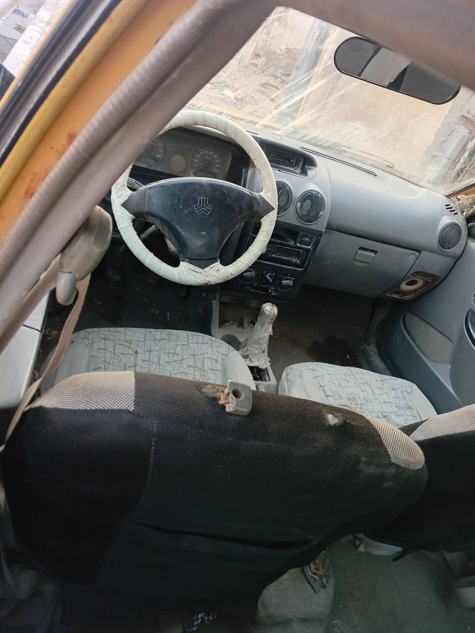 سايبه مديل 13 رقم الماني حداديه كهربائيات مكينه وكير جدد سياره جاهزه وشغاله بس بيها ضربه بالغد الامامي يرادله تصليح سياره شغاله وتمشي كلشي مابيها سعر 7 وبيها مجال رقم الهاتف ***********
