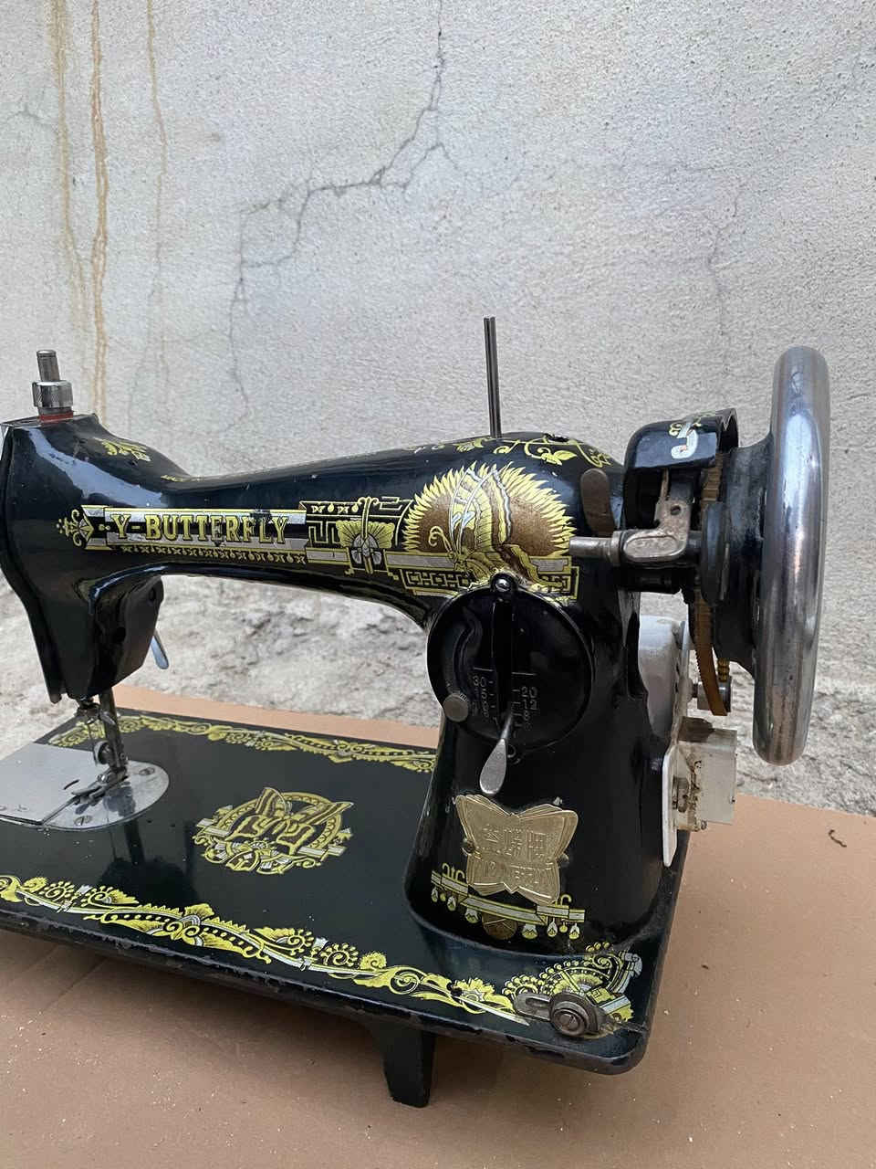 بنات مكينه فراشه للبيع
شغاله مابيها عيب جاهزه  للشغل

مع رجل ام الدوسه بلاديه+ماطور كهربائي

تخيط اي قماش صوف او فيزون

السعر  //100 ميه وبيه مجال قليل


**إذا كنت صاحب هذا الإعلان وتريد حذفه لأي سبب، رجاءا أرسل رسالة إلى الدعم الفني**