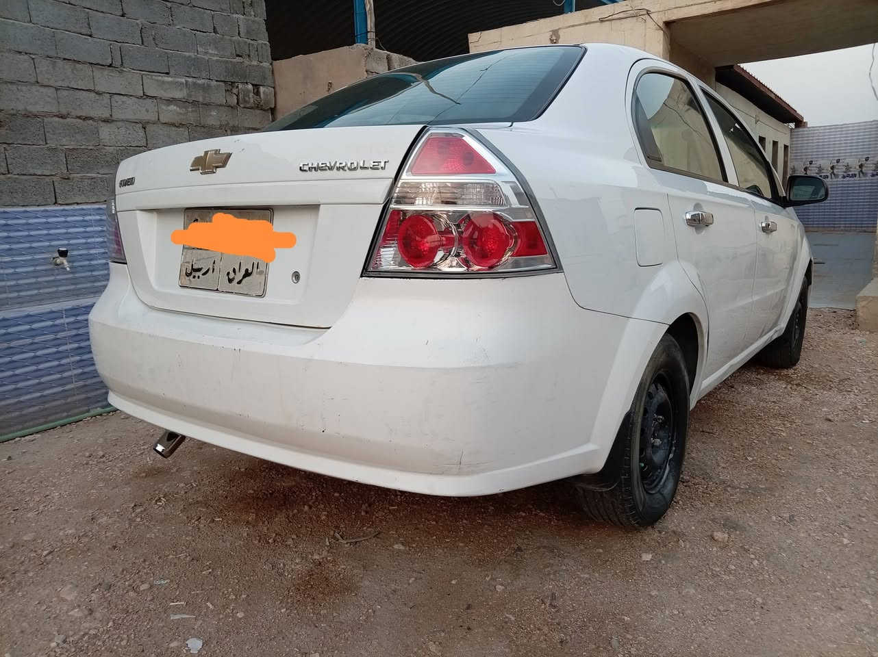 افيو موديل 2011 للبيع جاهزه مكينه 1600 تبريد حداديه جاهزه شاشه بيها رشاد صبغ السعر  63 وبيها مجال مكان السياره نجف الاستفسار على هذا الرقم *********** الواتساب
