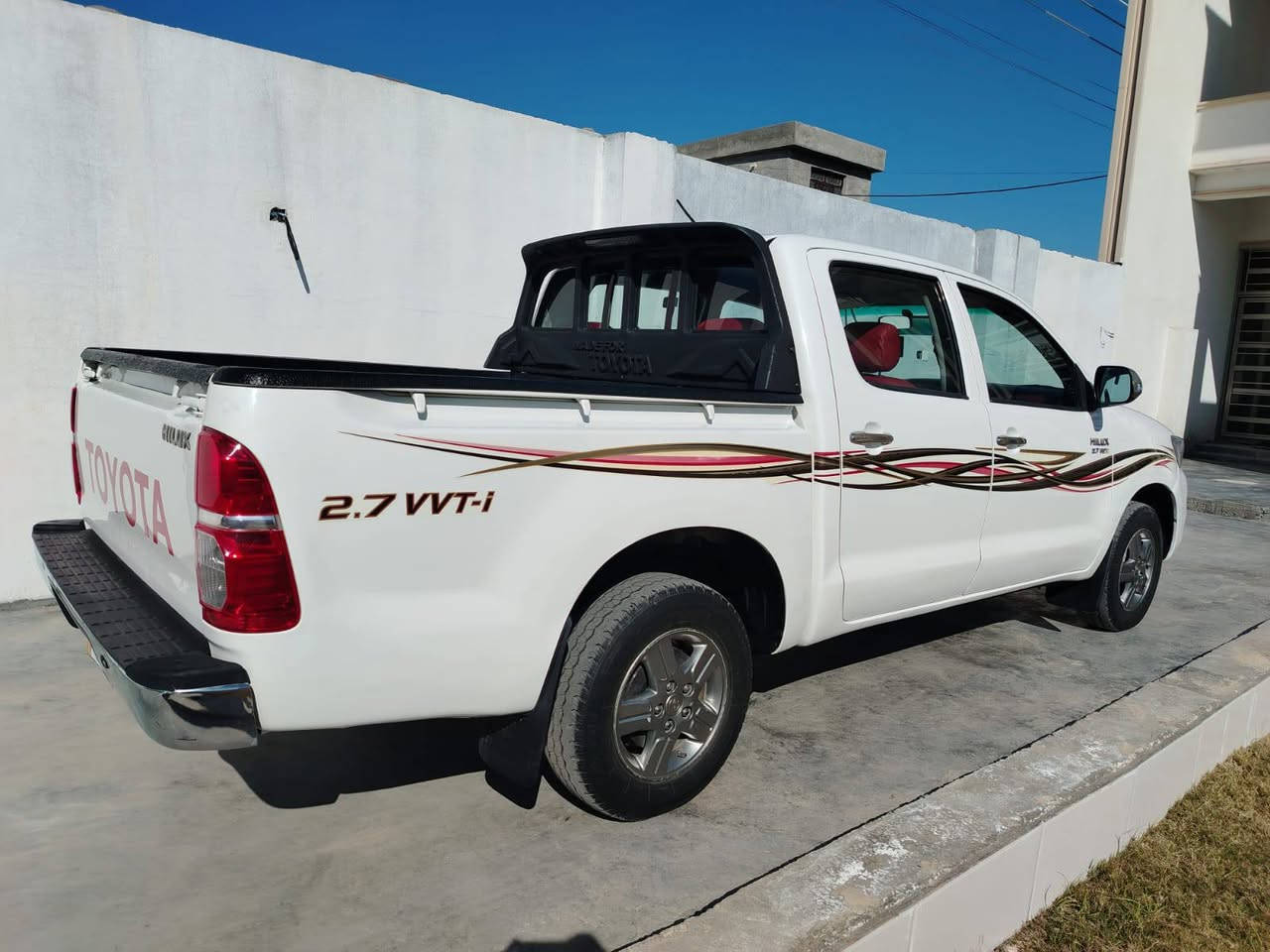 تويوتا هايلوكس 2015 كويتي 
مذهبة  شاصي 19  
كير اوتوماتيك  + داخل صاج 
تحكم ستيرن  + شاشة 
مكينه وكير بوضع الشركه ما ملعوب بيهن
تخم تاير وصدر امامي خلفي قبل سبوع شدة وحدة شديتهن  
تبريد + تدفيه  
سونارها مرفق وية الصور 
سعرها 200 وبيها مجال 
مكاني بغداد التاجي 
***********
