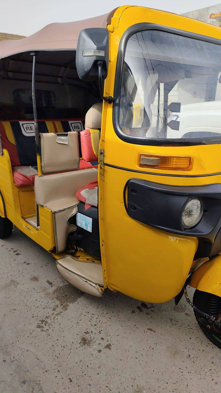 سلام عليكم تكتك للبيع بسمي19. الاتصال هلا الرقم ***********
