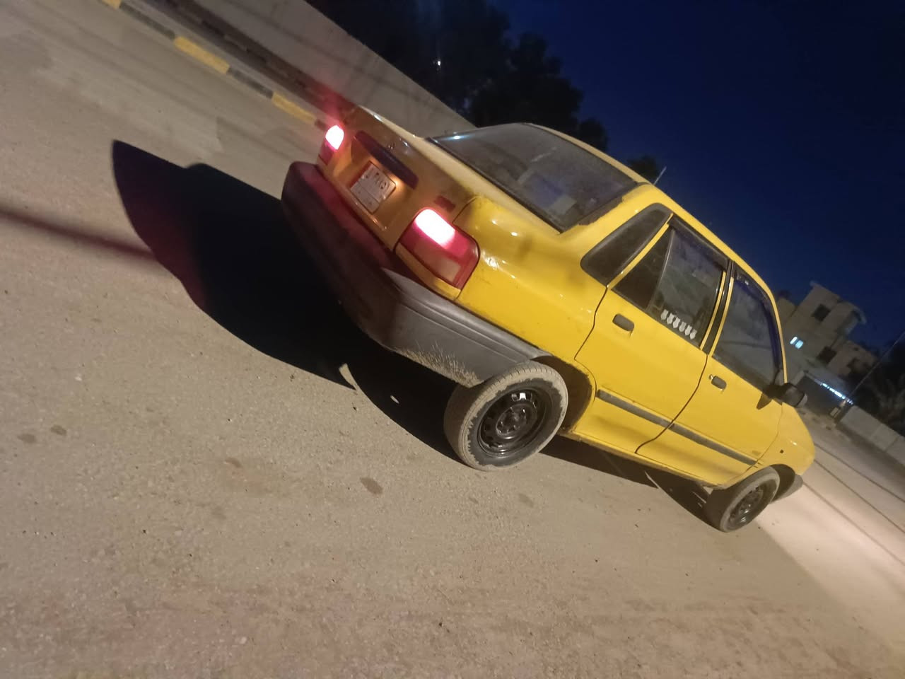 سايبه 2011 رقم بغداد سنويه 2028 مصفره غرامات وهيئه
وصل خط نهايت 2026 وبحث 2026 بشهر 6 ينتهي اليوم صفرته
سياره جاهزه من كلشي وشرط تحويل شواصي مكفوله خياس مابيه مكينه وكير وكهربائيات كله جاهز تبريد شغال
مكان نجف
***********
