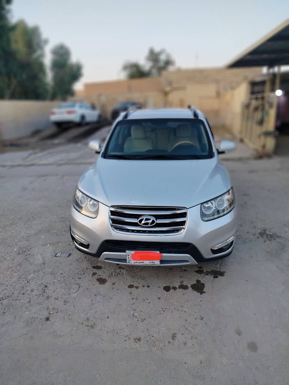 الموصفات فول مواصفات 

2بصمه تشغيل

فتحه بل سقف 

اشاير بالمري

مري شفط

ويل فراشه كروم

كامرا+حساسات

تبريد ٣قطع 

تحكم ستيرن

7راكب

6 سلندر

تخم تايرات جدد

رقم بغداد 

التواصل(***********). (***********)
